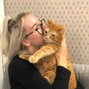 Meet your Posher, Camille